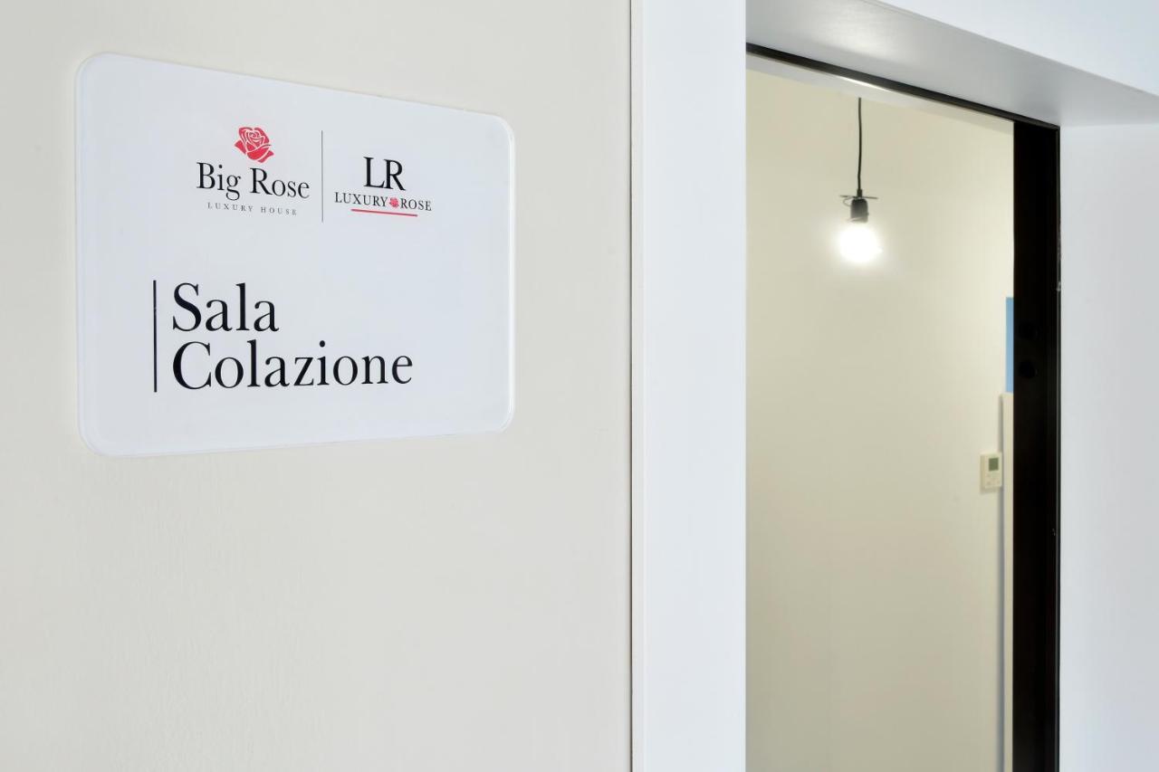 Big Rose Hotel Росано Екстериор снимка