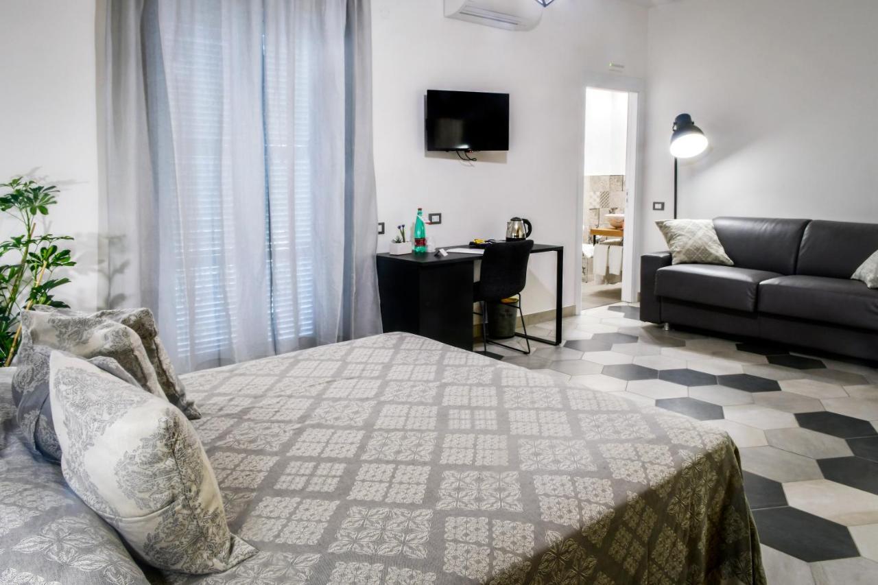 Big Rose Hotel Росано Екстериор снимка